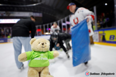 26.12.2024 , Hannover Indians , Eishockey,  Oberliga , Saison 2024-25 , Foto: Florian PetrowHannover Indians -Hamm (Teddy Toss):