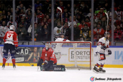 26.12.2024 , Hannover Indians , Eishockey,  Oberliga , Saison 2024-25 , Foto: Florian PetrowHannover Indians -Hamm (Teddy Toss):