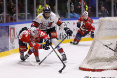 26.12.2024 , Hannover Indians , Eishockey,  Oberliga , Saison 2024-25 , Foto: Florian PetrowHannover Indians -Hamm (Teddy Toss):