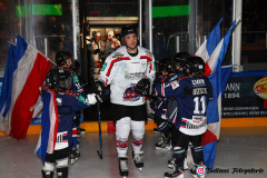 SZ_OneLastDance_0305