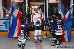 SZ_OneLastDance_0312