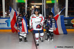 SZ_OneLastDance_0340