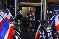 SZ_OneLastDance_0481