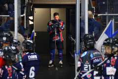 SZ_OneLastDance_0614