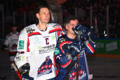 SZ_OneLastDance_0798