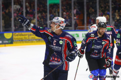 SZ_OneLastDance_1098