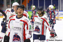 SZ_OneLastDance_1223