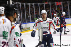 SZ_OneLastDance_1745