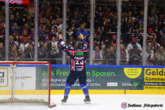 SZ_OneLastDance_3690