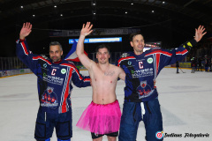 SZ_OneLastDance_4142